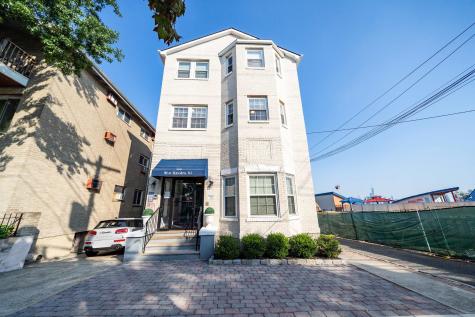 916 Palisade Avenue Union City NJ 07087
