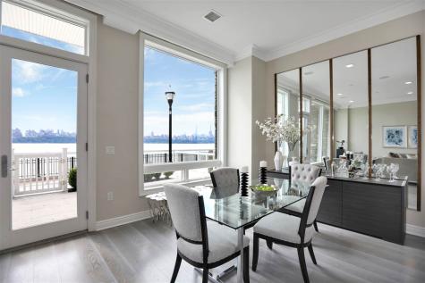 3 Somerset Lane Edgewater NJ 07020