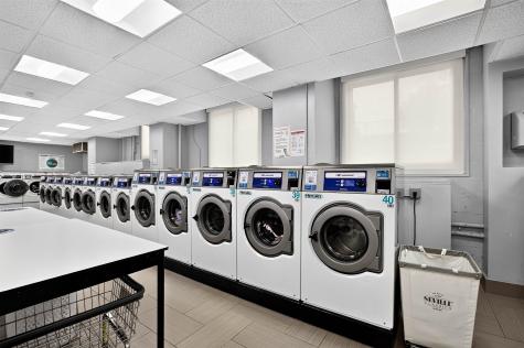 100 Manhattan Avenue Union City NJ 07087