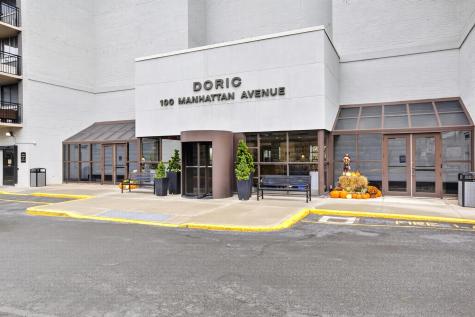 100 Manhattan Avenue Union City NJ 07087