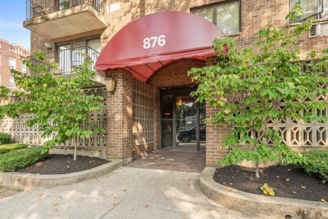 876 John F Kennedy Boulevard Bayonne NJ 07002