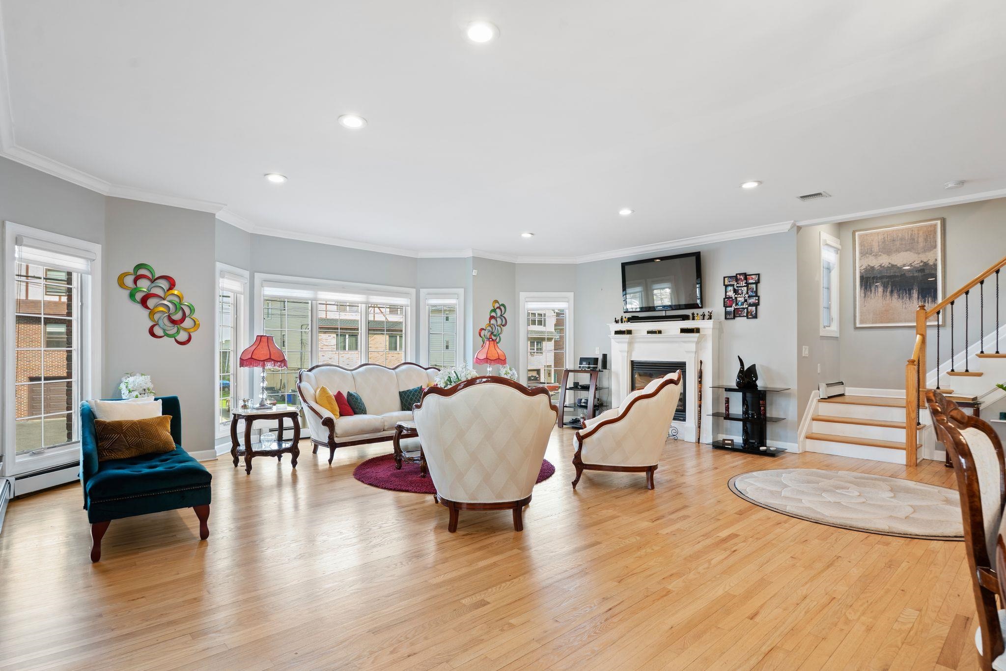 88 Myrtle Avenue Edgewater NJ 07020