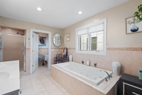 88 Myrtle Avenue Edgewater NJ 07020