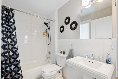 88 Myrtle Avenue Edgewater NJ 07020