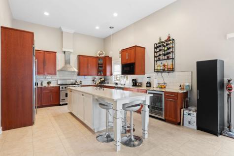 88 Myrtle Avenue Edgewater NJ 07020