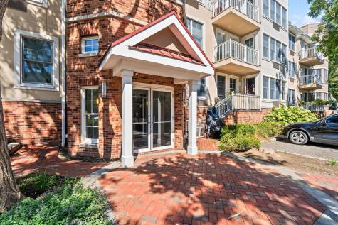 40 Constitution Way Jersey City NJ 07305