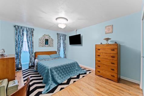 6040 Boulevard East West New York NJ 07093