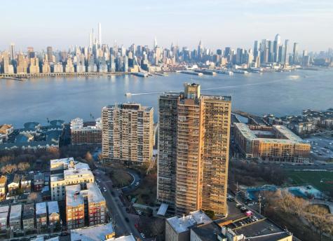 6040 Boulevard East West New York NJ 07093