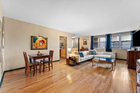 6040 Boulevard East West New York NJ 07093
