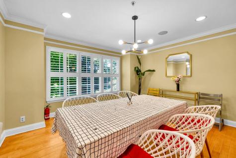 196 Blue Heron Drive Secaucus NJ 07094