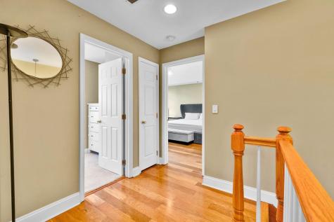 196 Blue Heron Drive Secaucus NJ 07094
