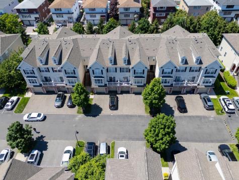 196 Blue Heron Drive Secaucus NJ 07094