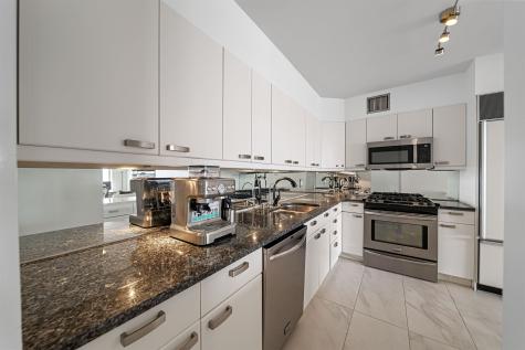 6 Horizon Road Fort Lee NJ 07024