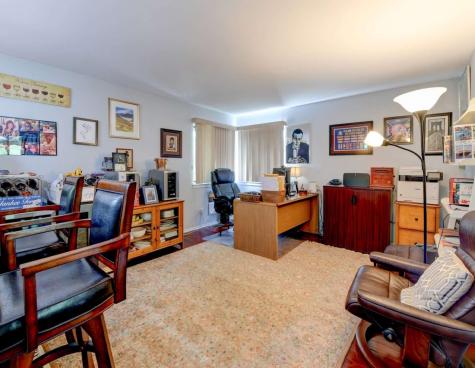 590 Sanderling Court Secaucus NJ 07094