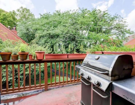 590 Sanderling Court Secaucus NJ 07094