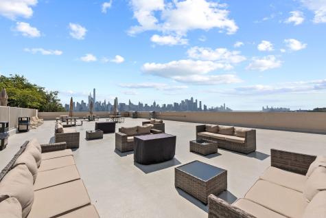6040 Boulevard East West New York NJ 07093