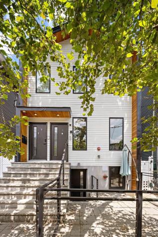 20 Jewett Avenue Jersey City NJ 07304