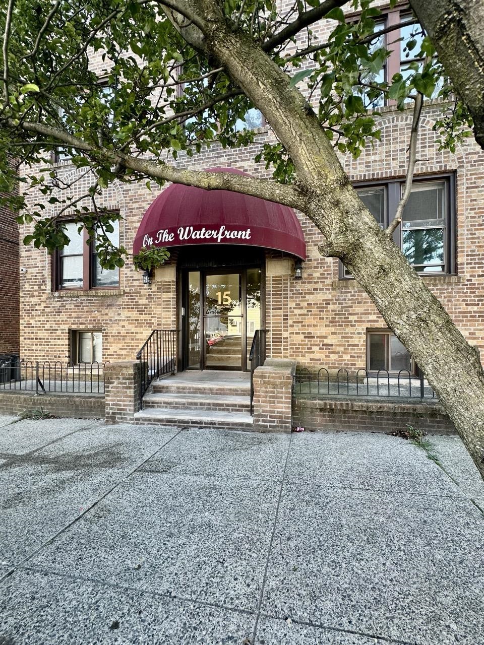 15 Broadway Bayonne NJ 07002