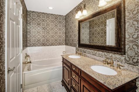 234 Price Court West New York NJ 07093