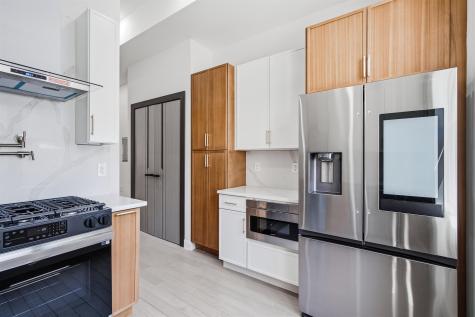 133 Clifton Place Jersey City NJ 07304