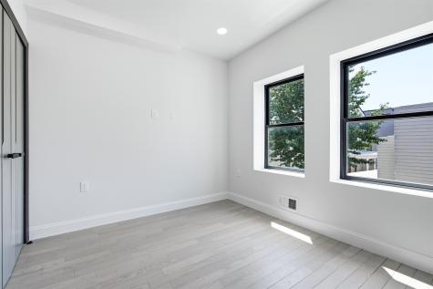 133 Clifton Place Jersey City NJ 07304