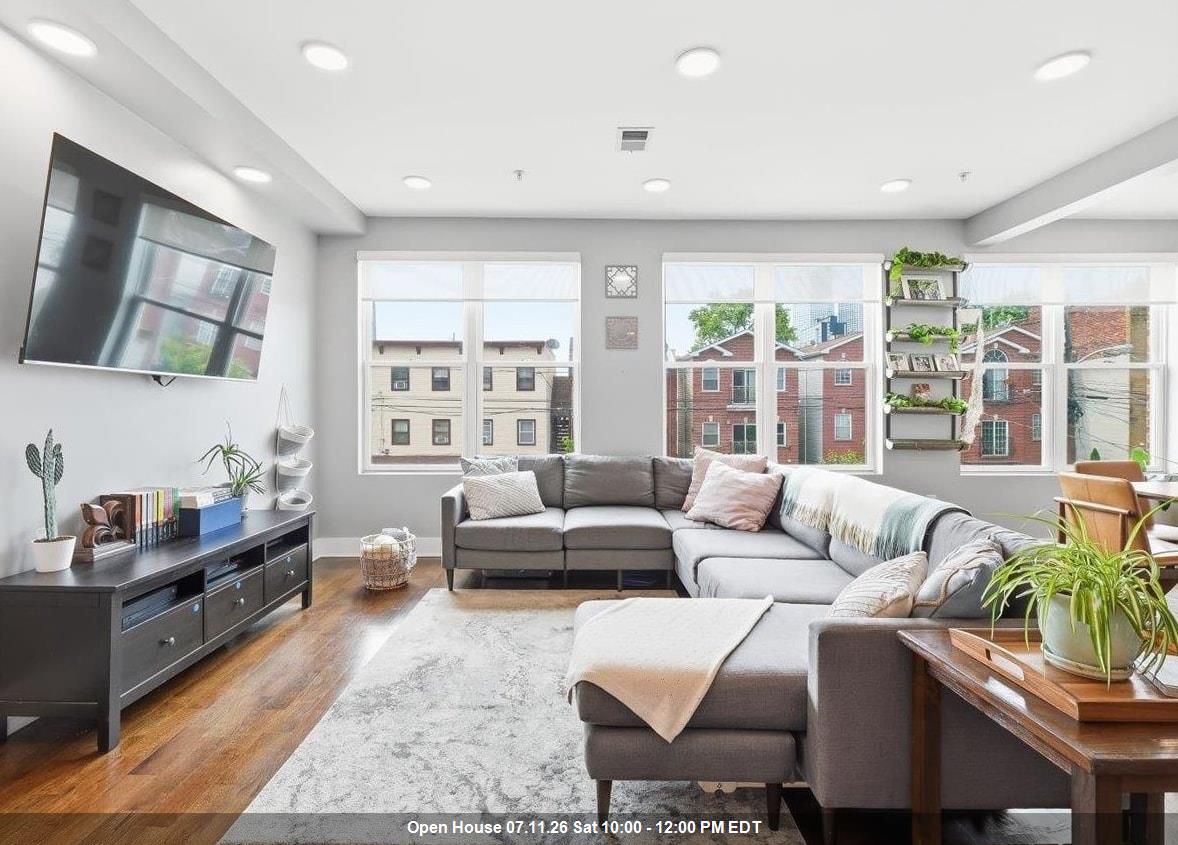 50 Laidlaw Avenue Jersey City NJ 07306
