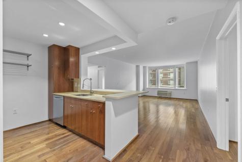 3103 City Place Edgewater NJ 07020-3145