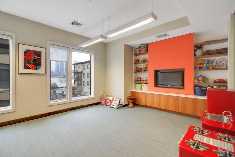 150 Henley Place Weehawken NJ 07086