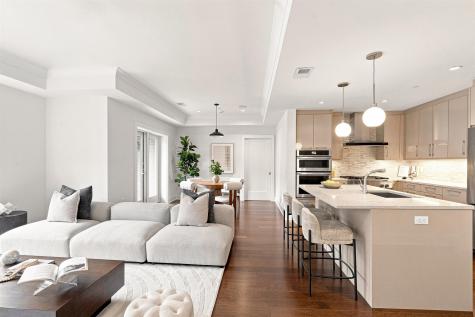 150 Henley Place Weehawken NJ 07086
