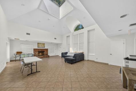 121 Country Club Drive Union Twp NJ 07083
