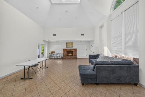 121 Country Club Drive Union Twp NJ 07083