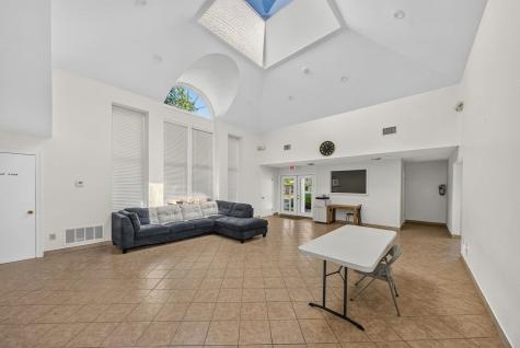 121 Country Club Drive Union Twp NJ 07083