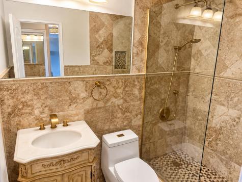 380 Mountain Road Union City NJ 07087