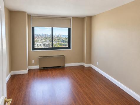 380 Mountain Road Union City NJ 07087