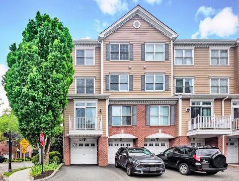 263 Half Moon Court West New York NJ 07093