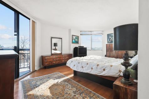 401 Harmon Cove Tower Secaucus NJ 07094