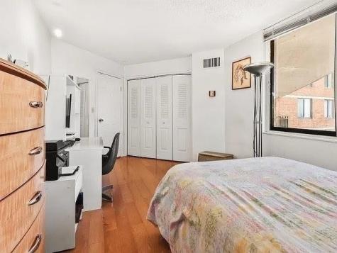 401 Harmon Cove Tower Secaucus NJ 07094