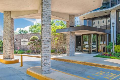 2077 Center Avenue Fort Lee NJ 07024