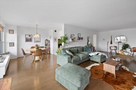 2077 Center Avenue Fort Lee NJ 07024