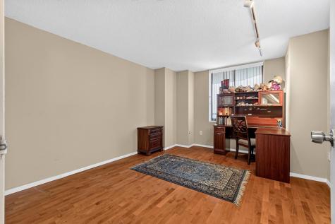 1208 Harmon Cove Tower Secaucus NJ 07094