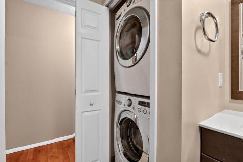 1208 Harmon Cove Tower Secaucus NJ 07094