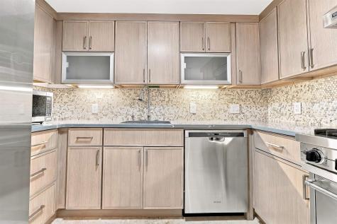 518-536 Gregory Avenue Weehawken NJ 07086