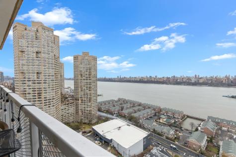6600 Boulevard East West New York NJ 07093