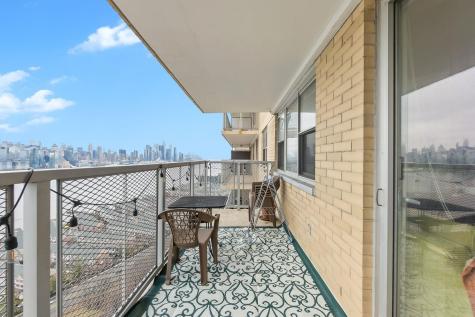 6600 Boulevard East West New York NJ 07093