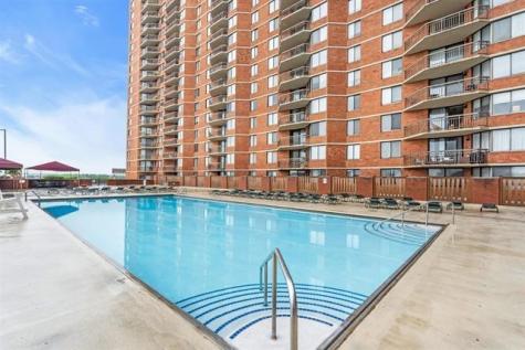 2032 Harmon Cove Tower Secaucus NJ 07094