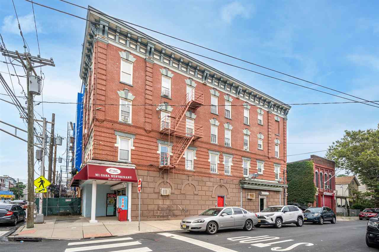 372 Communipaw Avenue Jersey City NJ 07304
