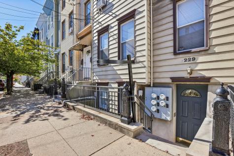 229 Brunswick Street Jersey City NJ 07302