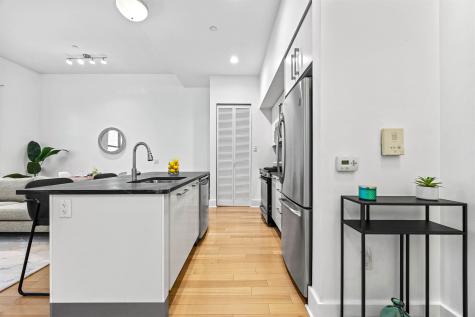 4 Beacon Way Jersey City NJ 07304
