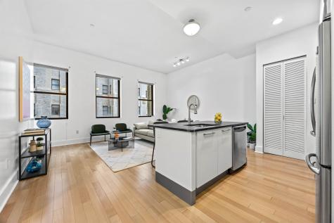 4 Beacon Way Jersey City NJ 07304