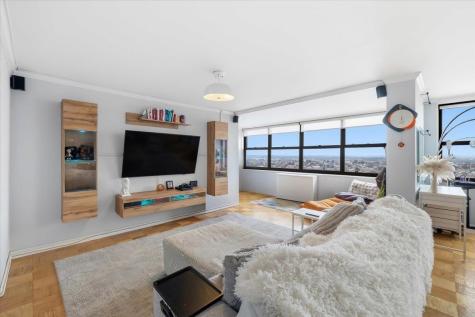 7000 Boulevard East Guttenberg NJ 07093